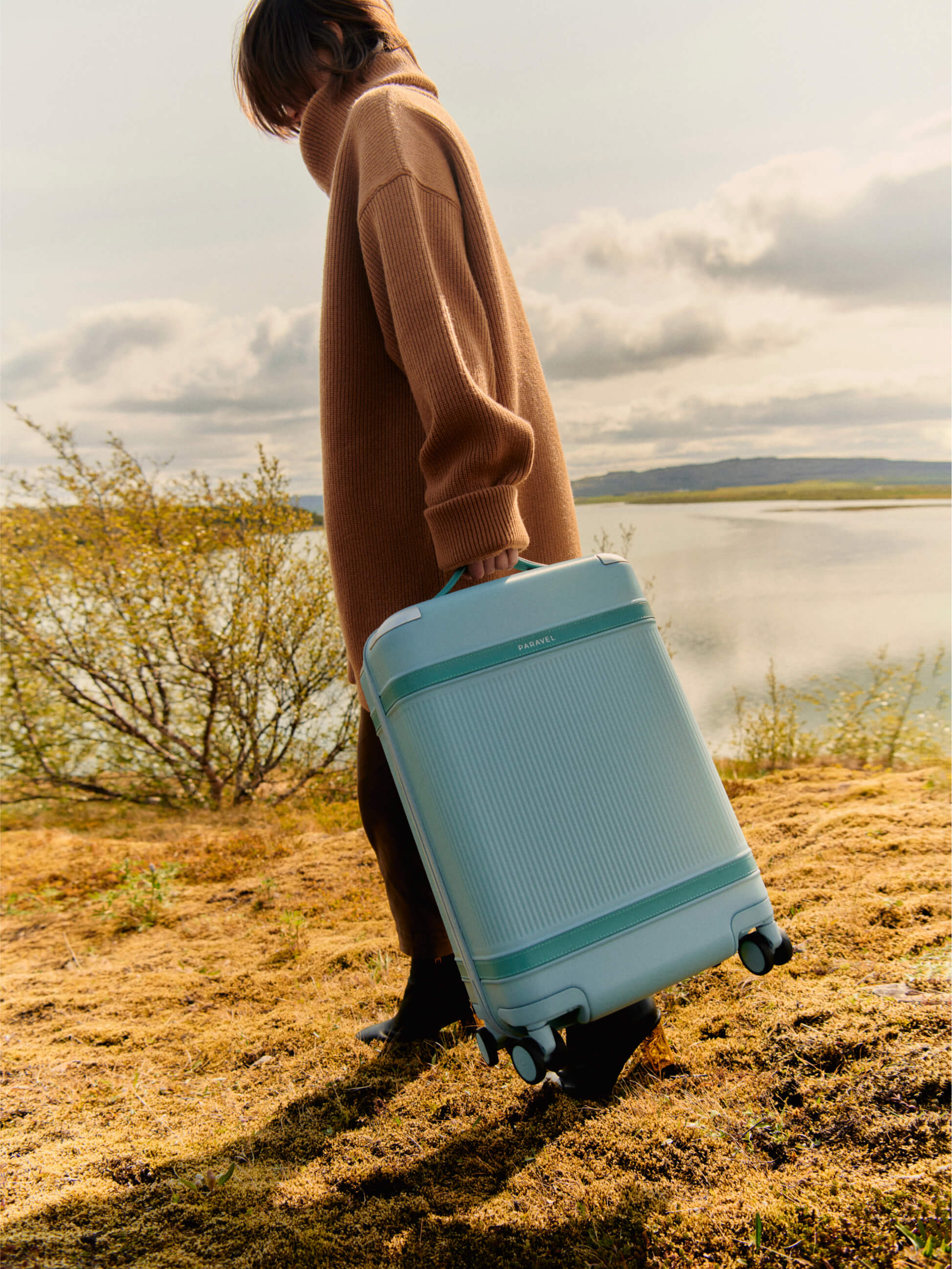 【Paravel】☆スーツケース☆ Aviator100 Carry-On Plus Aviator100 | Carry-On More