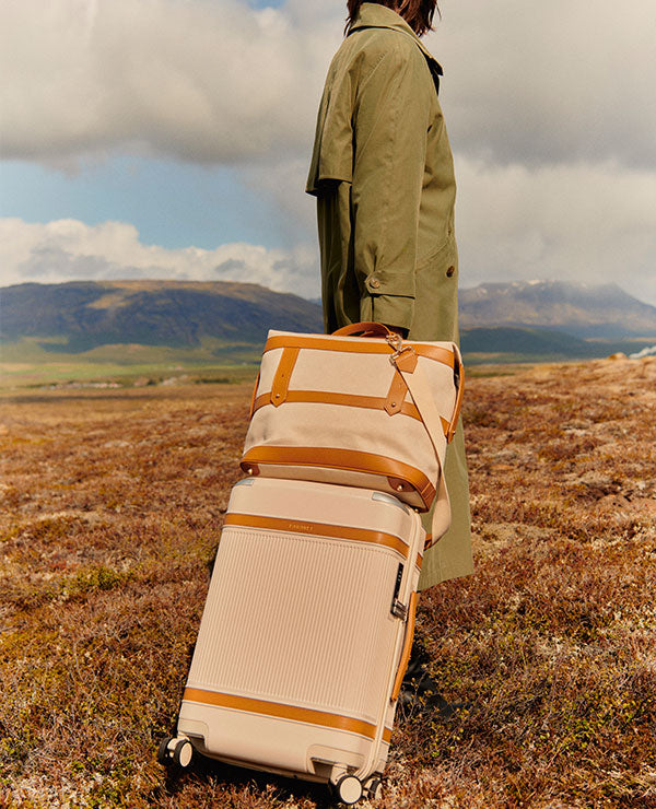 iFLY Travel Weekender Bag with Adjustable Shoulder Strap and Trolley Sleeve  Pink - Walmart.com